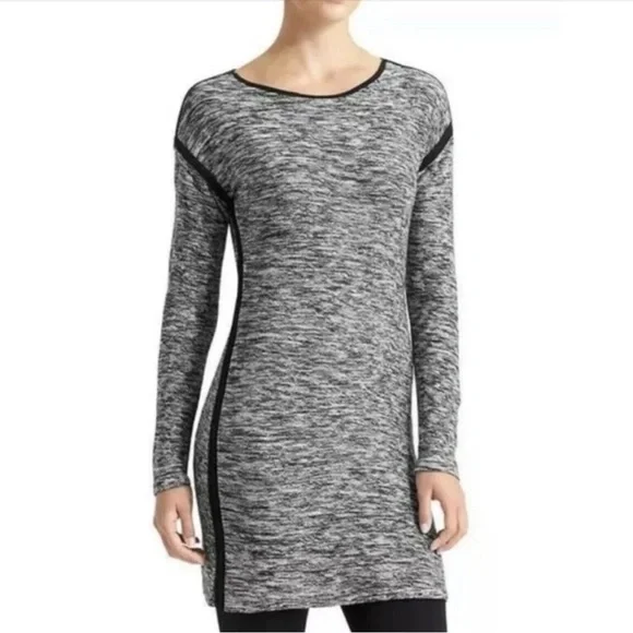 🩷ATHLETA RETREAT LONG SLEEVE GRAY BLACK HEATHER BODY CON MIDI DRESS SIZE SMALL - Picture 2 of 9